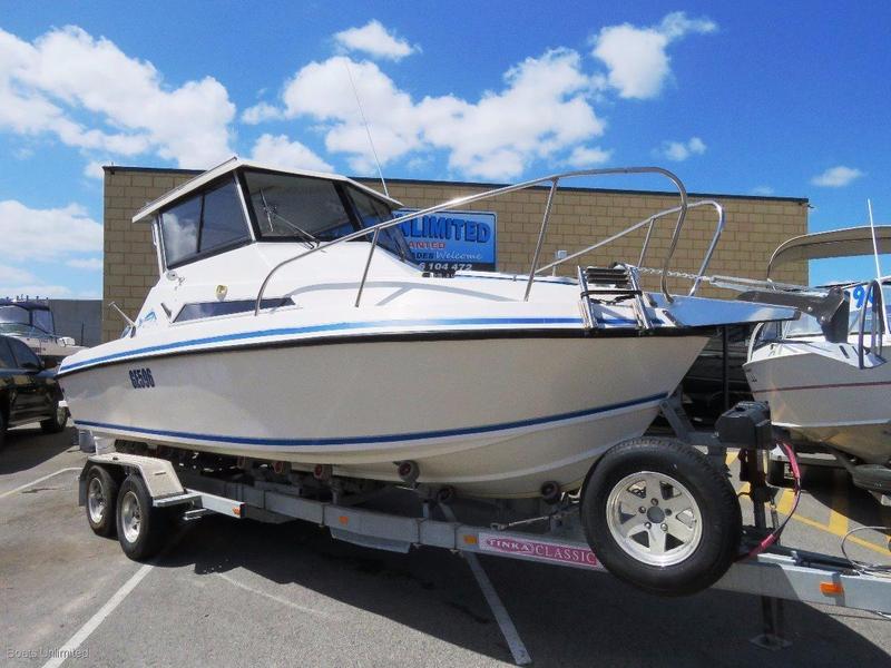 Nova 233 SPORTSCRUISER GREAT DECK, SUPER SOFT VDRY RIDE
