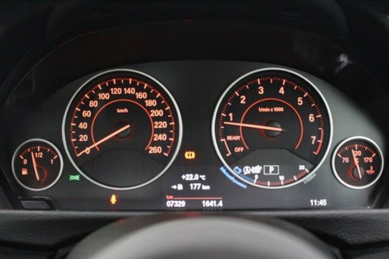 2015 BMW 4 20i SPORT LINE F32 MY15
