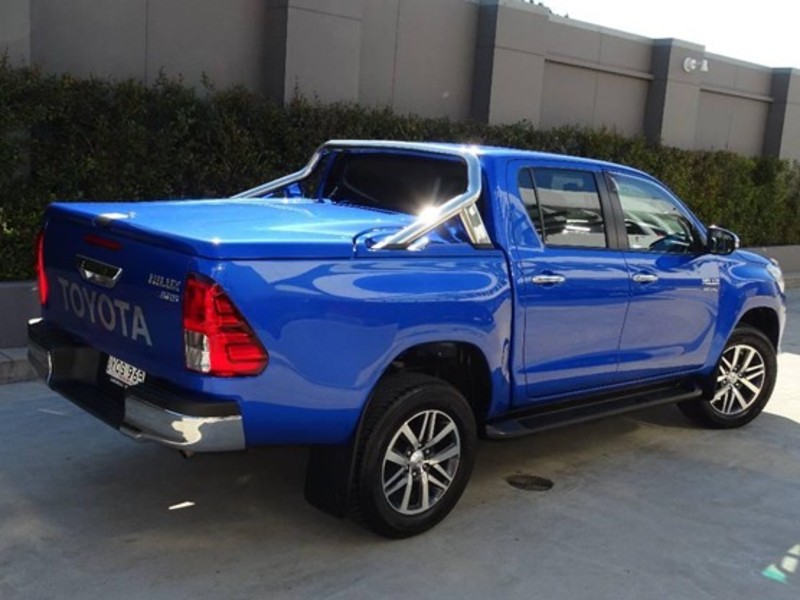 2015 TOYOTA HILUX SR5 GUN126R