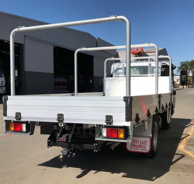 2017 ISUZU NPR 45 155 TRADEPACK NPR 45 155 Truck