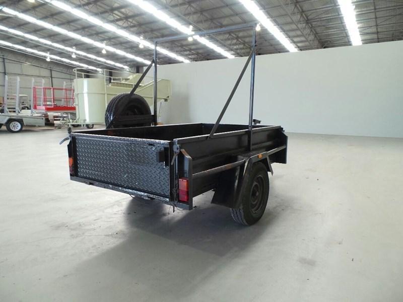 1998 VICTORIAN TRAILER BOX TRAILER