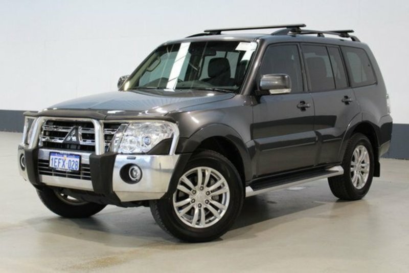 2013 MITSUBISHI PAJERO VR-X LWB (4x4) NW MY13
