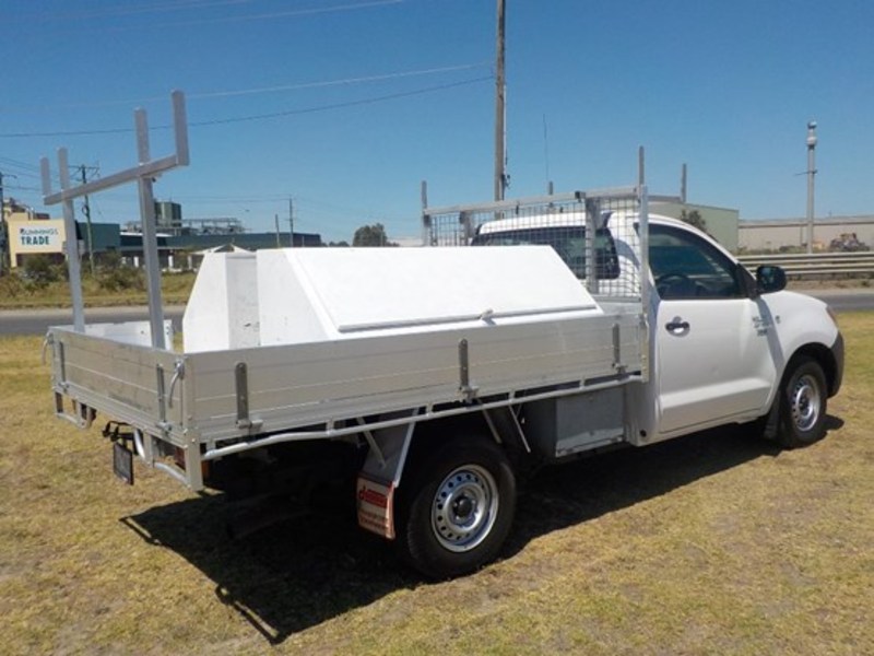2006 TOYOTA HILUX WORKMATE TGN16R