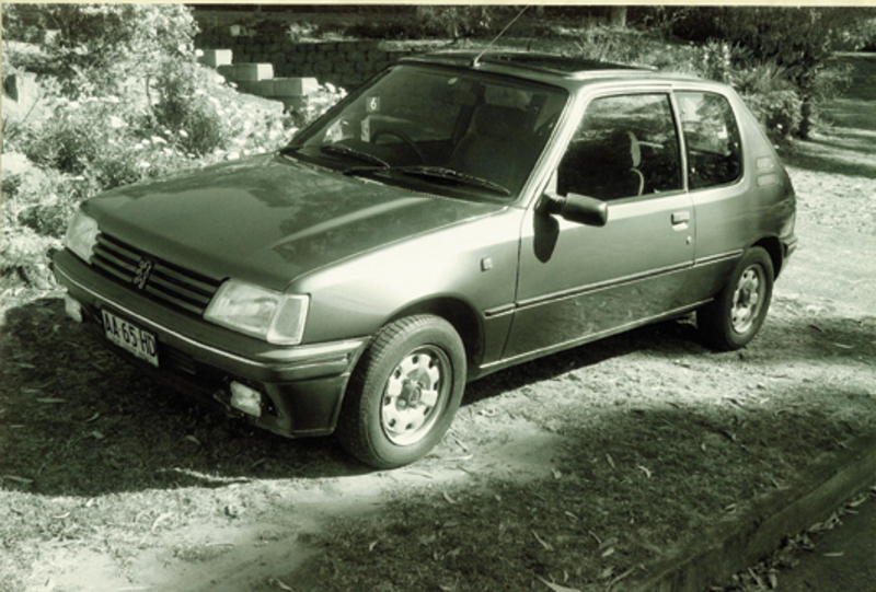 1992 PEUGEOT 205 SI