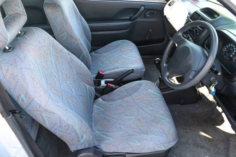 2003 SUZUKI IGNIS GA