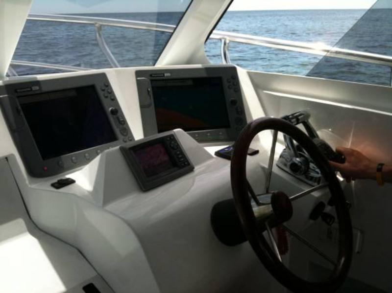 Razerline Special Vessel 8 m