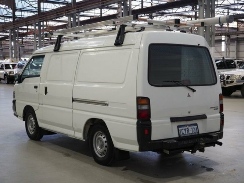 2008 MITSUBISHI EXPRESS SWB SJ MY07