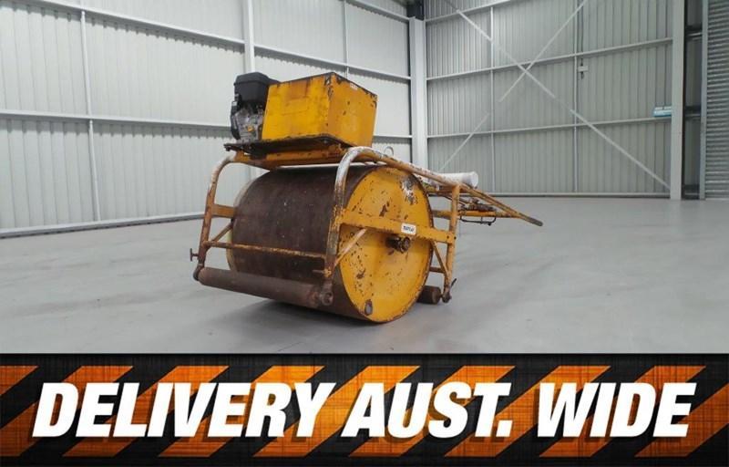 MENTAY CRICKET PITCH ROLLER