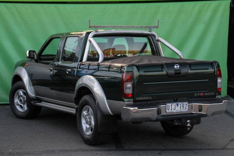 2006 NISSAN NAVARA ST-R (4x4) D22