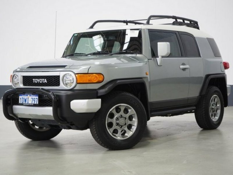 2012 TOYOTA FJ CRUISER GSJ15R