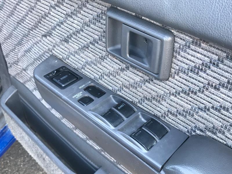 1992 TOYOTA Hilux Surf