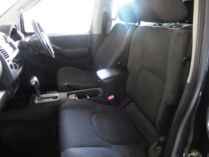 2006 NISSAN NAVARA ST-X (4x2) D40