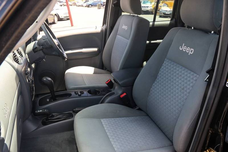 2005 JEEP CHEROKEE RENEGADE EXTREME SPORT (4x4) KJ MY05 UPGRADE