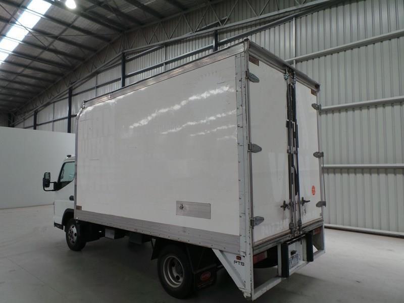 2010 FUSO CANTER PANTECH