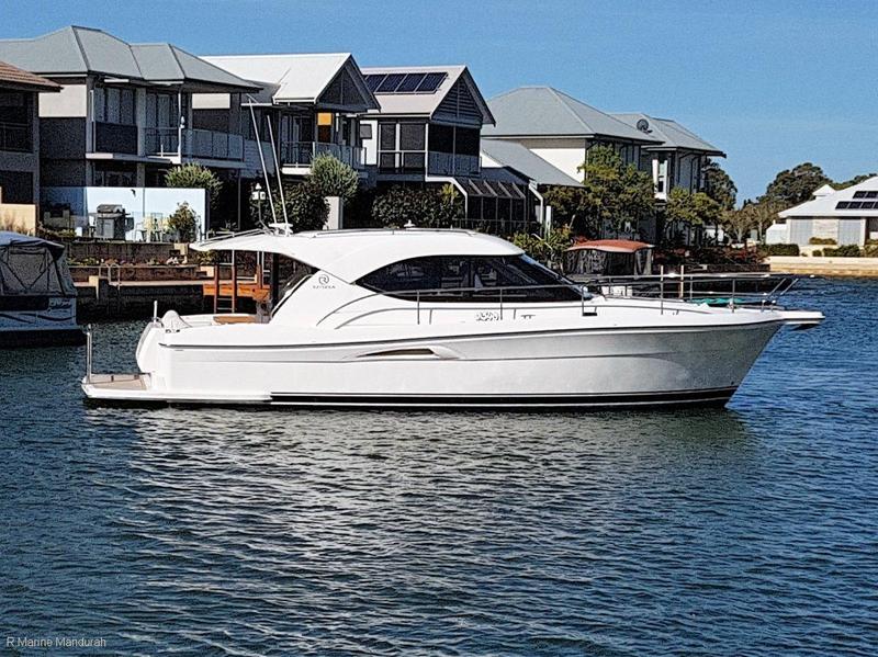 Riviera 3600 Sport Yacht ** UNDER OFFER IN 6 DAYS *** $265,500 ***