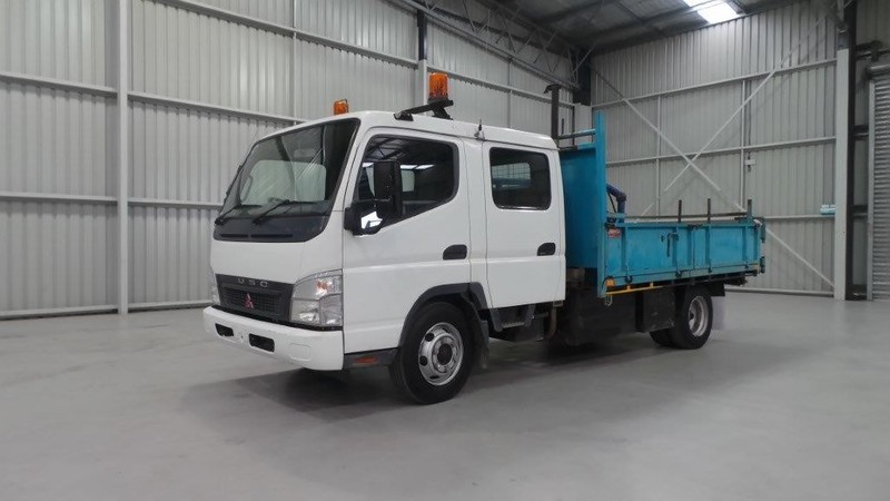 2006 FUSO Canter Canter Truck