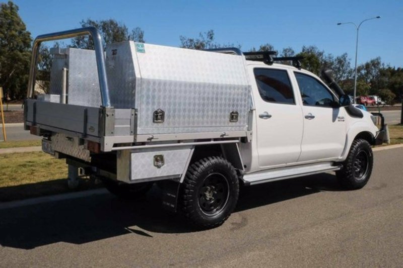 2012 TOYOTA HILUX SR5 (4x4) KUN26R MY12