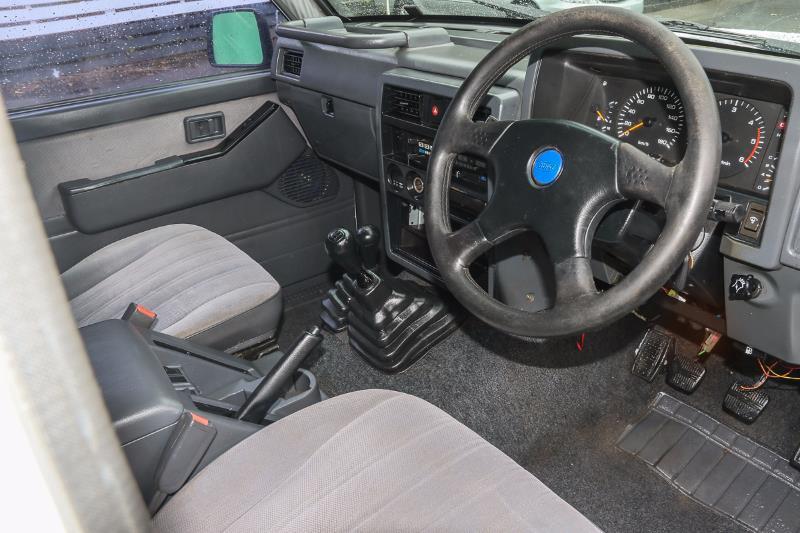 1993 FORD MAVERICK XLT