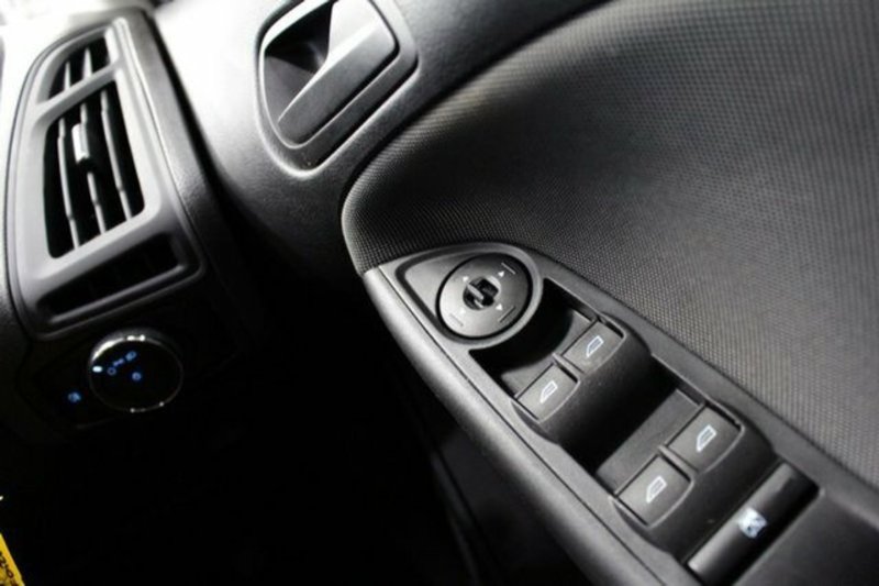2012 FORD FOCUS AMBIENTE LW