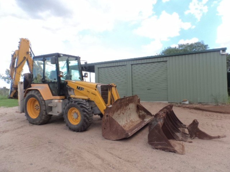 1985 MASSEY FERGUSON MF860 MF860 Loader