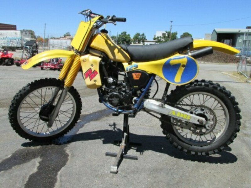 1982 SUZUKI 125CC RM125