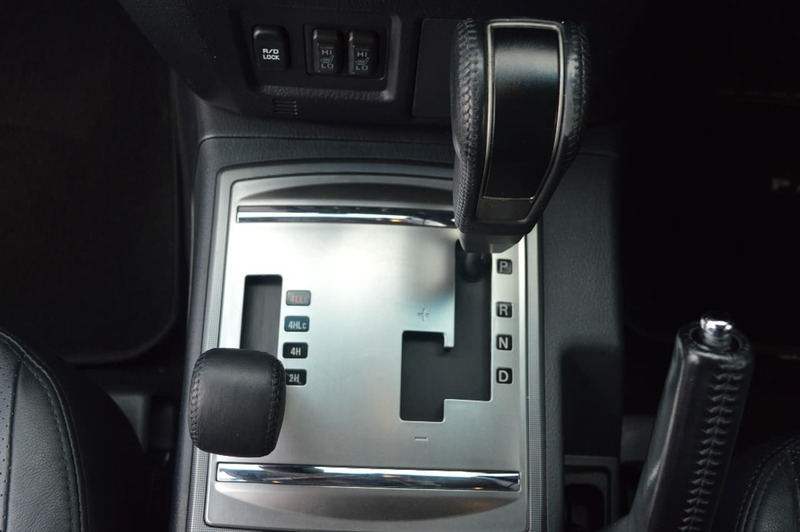 2009 MITSUBISHI PAJERO VR-X NT