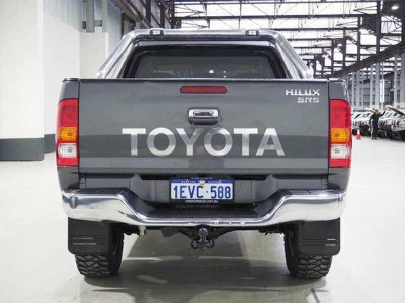 2011 TOYOTA HILUX SR5 (4x4) KUN26R MY11 UPGRADE