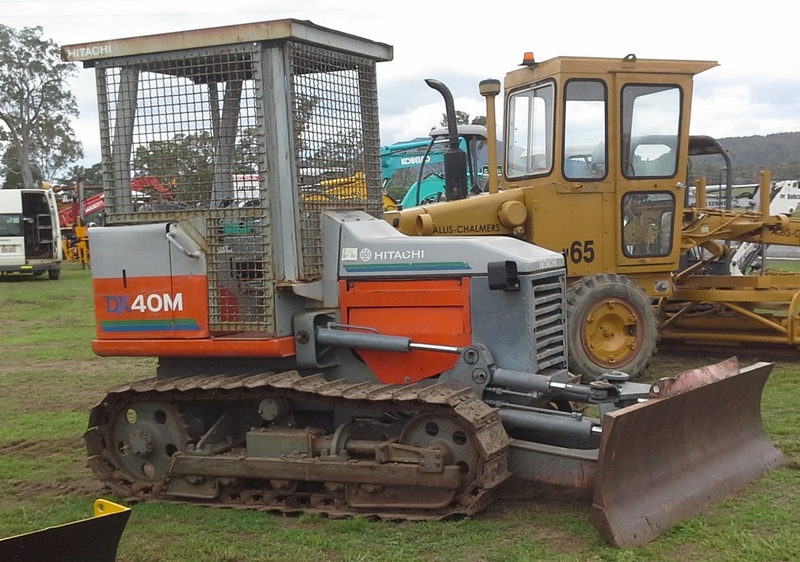 HITACHI DX40M DOZER 21048