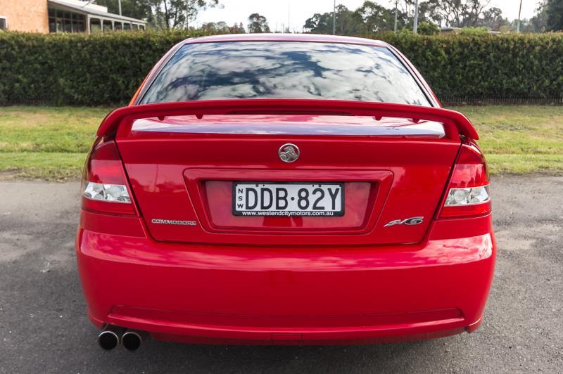 2004 HOLDEN COMMODORE LUMINA VZ