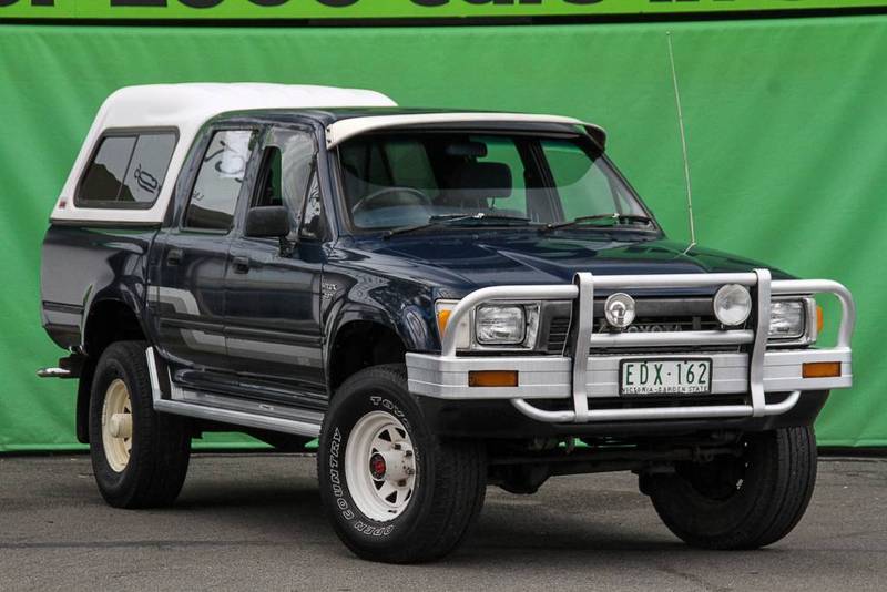 1989 TOYOTA HILUX (4x4) LN106R