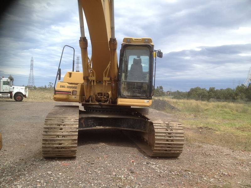 2001 CATERPILLER EXCAVATOR 330BL