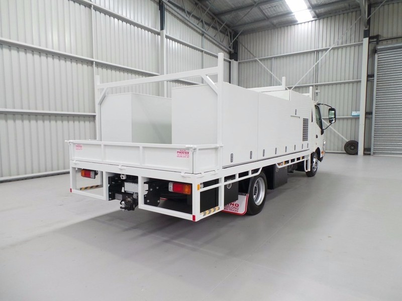 2016 HINO 917 - 300 Series 917 - 300 Series Truck