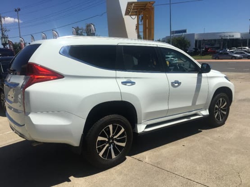2016 MITSUBISHI PAJERO SPORT GLS QE