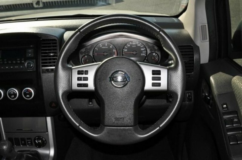 2013 NISSAN NAVARA ST D40 S6 MY12