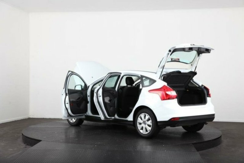 2012 FORD FOCUS AMBIENTE LW MK2