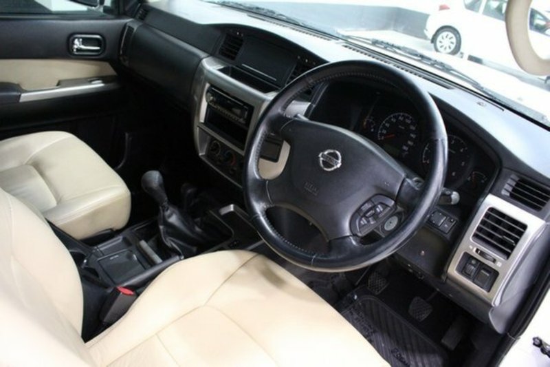 2006 NISSAN PATROL ST (4x4) GU IV