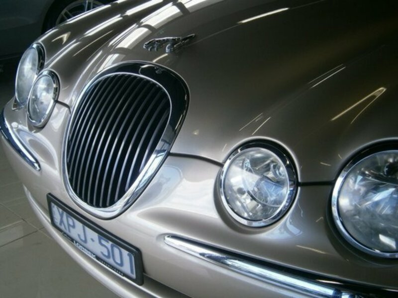 2000 JAGUAR S TYPE V8 SE