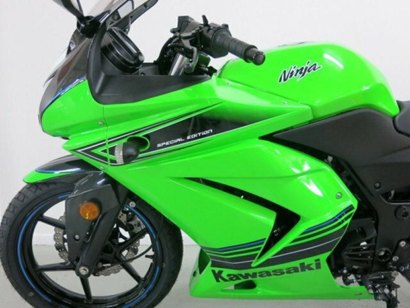 2012 KAWASAKI Ninja 250R (EX250)