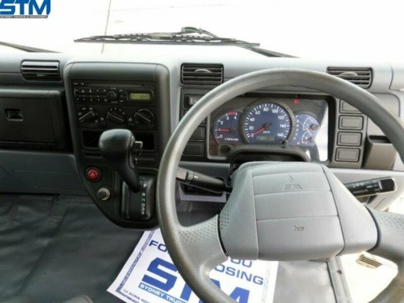 2009 MITSUBISHI FUSO FE84DE6SRFAC CANTER