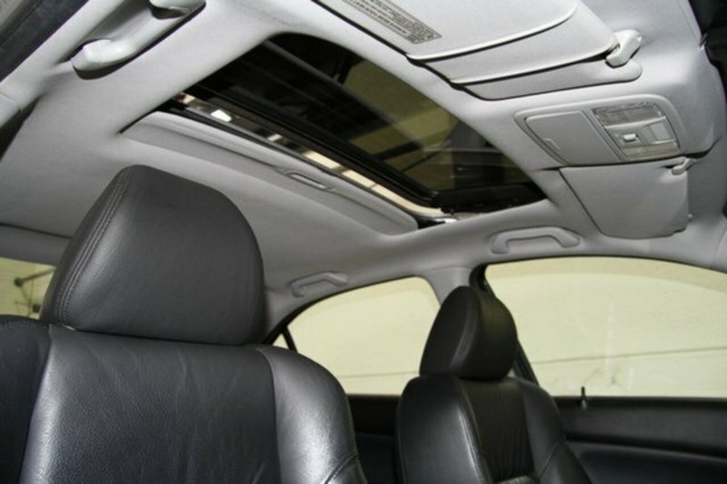 2004 HONDA Accord Euro Luxury CL