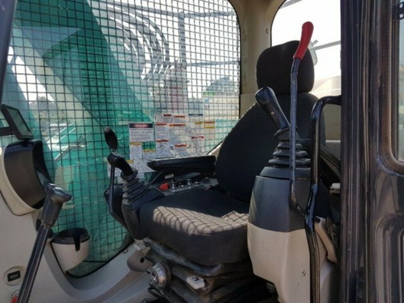 2011 KOBELCO SK135SR -2