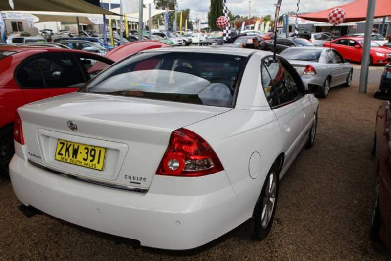 2004 HOLDEN COMMODORE EQUIPE VYII