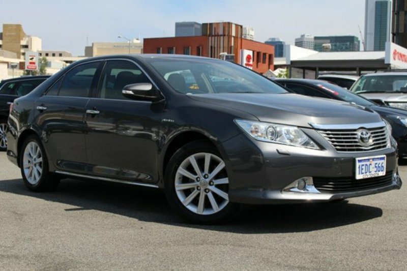 2013 TOYOTA AURION PRESARA GSV50R