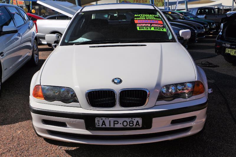 2000 BMW 318I E46