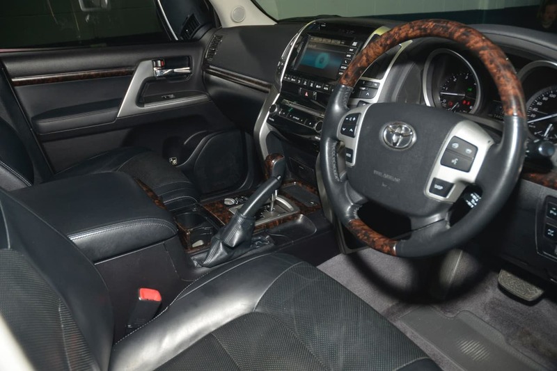 2014 TOYOTA LANDCRUISER SAHARA VDJ200R