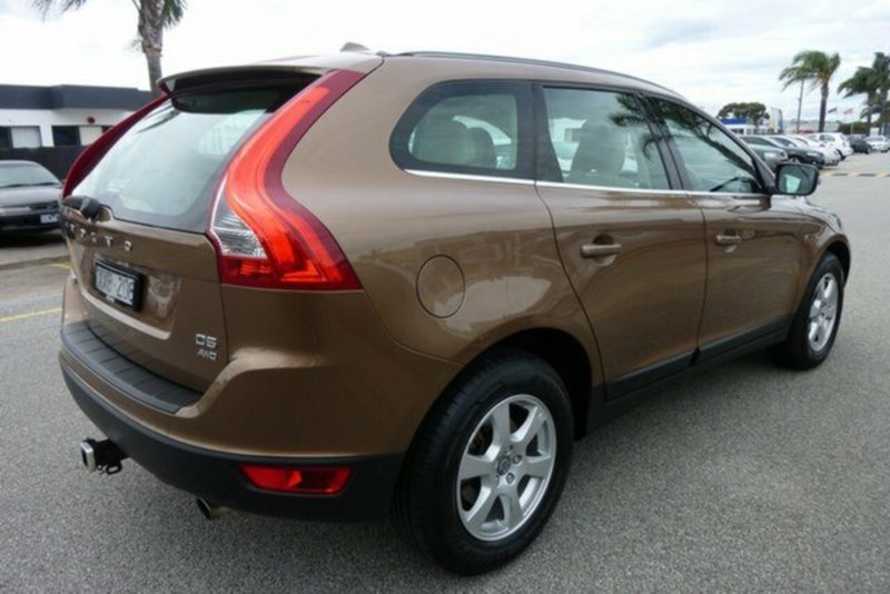 2010 VOLVO XC60 D5 DZ MY11