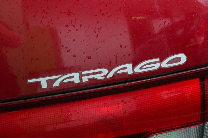 1999 TOYOTA TARAGO GLi TCR10R