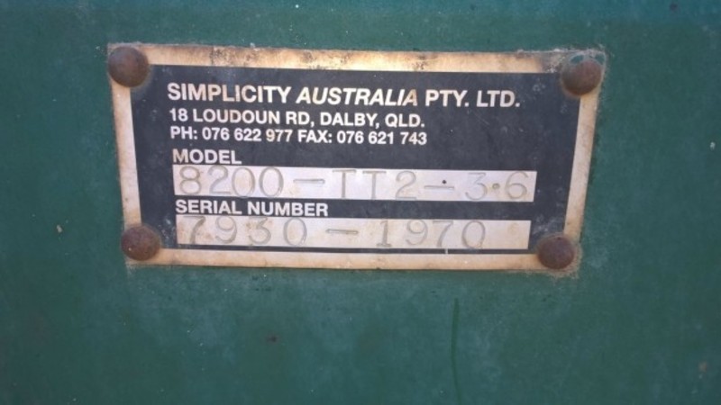 1997 Simplicity 8200 TT2 Air Cart 8200 SeedingPlanting Equip