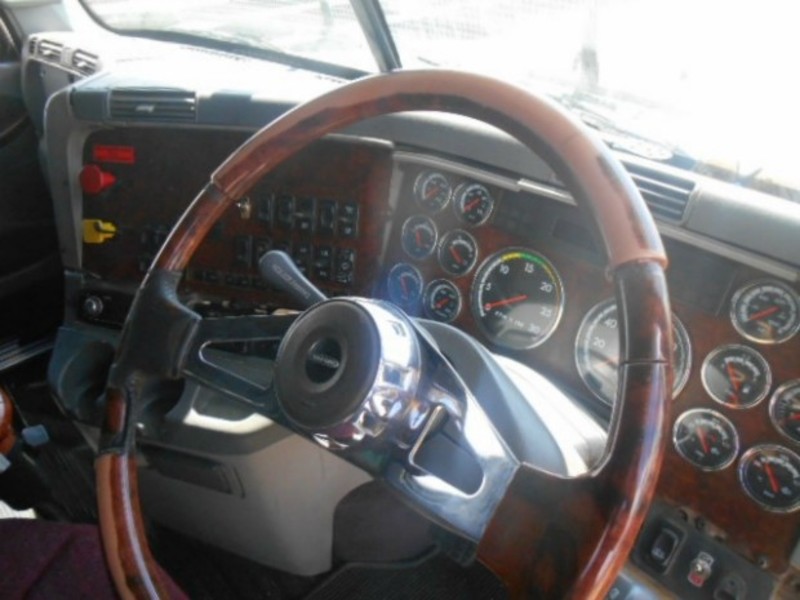 2000 FREIGHTLINER Century C(ST)120 Century Class FLX Century C(ST)120 Truck