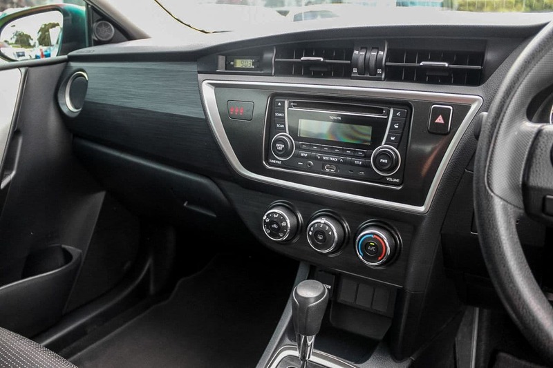 2013 TOYOTA COROLLA ASCENT ZRE182R
